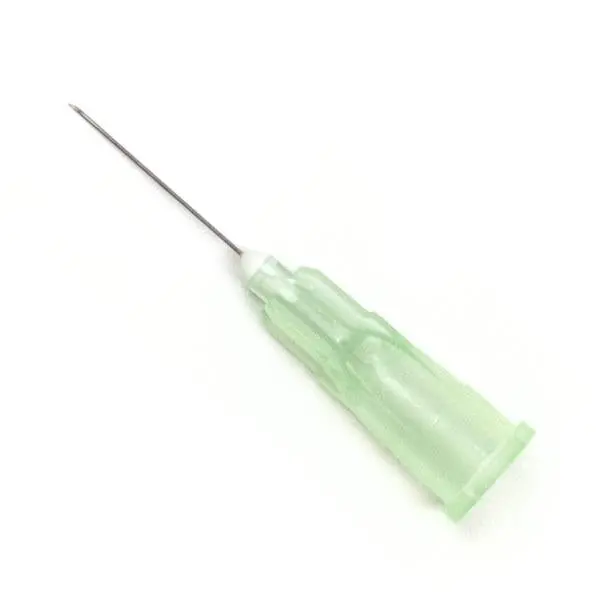 18-Gauge × 3/4-Inch Disposable Veterinary Needles 1