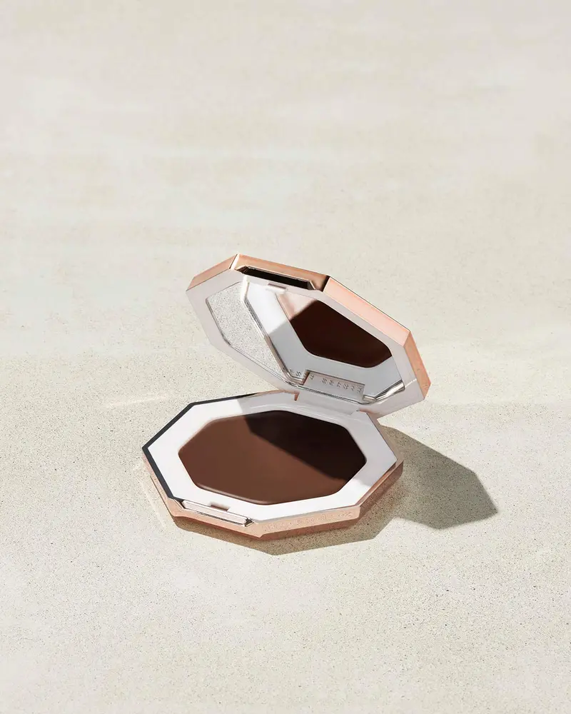 Chocolate Cream Bronzer — Cheeks Out Freestyle 1