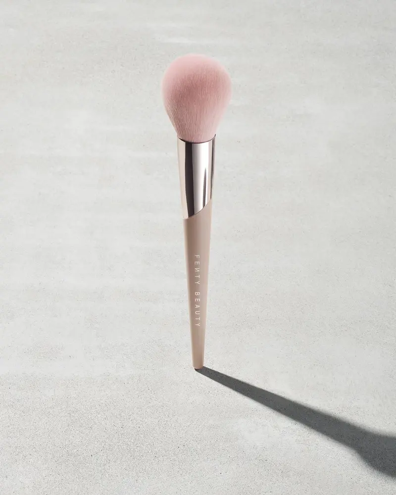 Fenty Beauty Powder Puff Setting Brush (170) 1