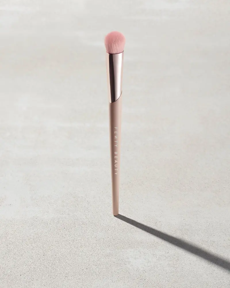Fenty Beauty Precision Concealer Brush #180 1