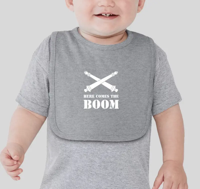 Grey Artillery-Themed Bib With 'Here Comes The Boom' Print 1