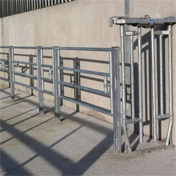 Odel Heavy-Duty Crush Gate For Livestock Management 1