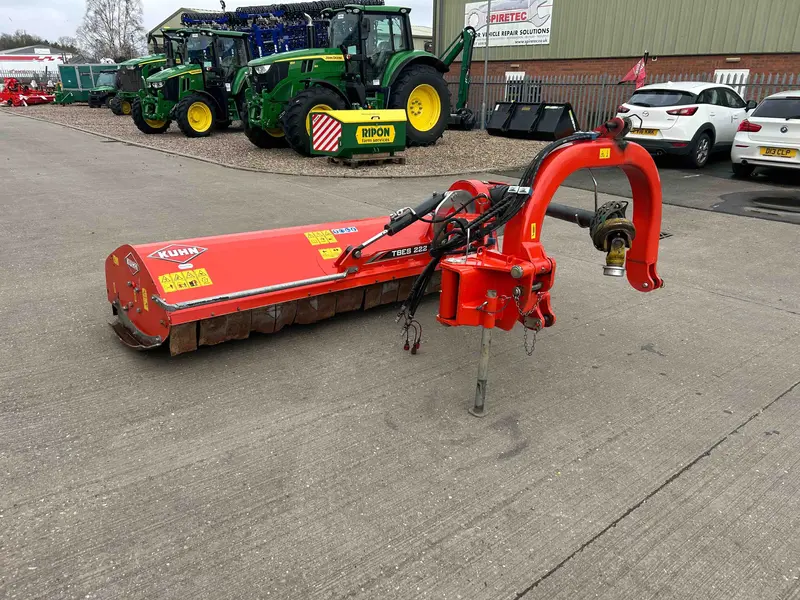 Pre-Owned Kuhn Tbes222 Flail Mower – Compact Tractor Attachment (F1147787) 1