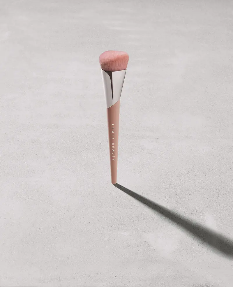 Precision Foundation Brush 145 1