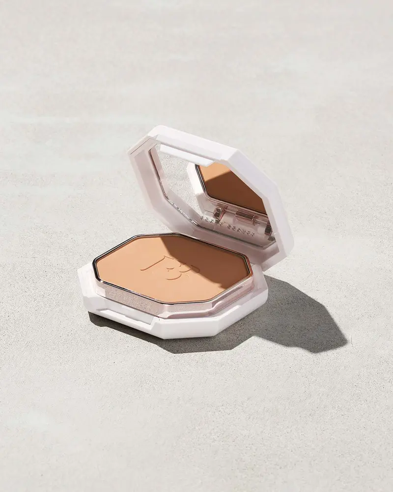 Pro Filt'R Powder Foundation — Shade #250 (Soft Matte) 1