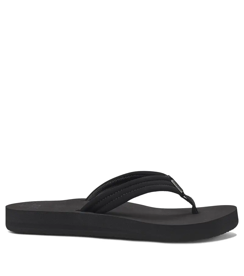 Reef Cushion Breeze Flip-Flops For Everyday Comfort 1