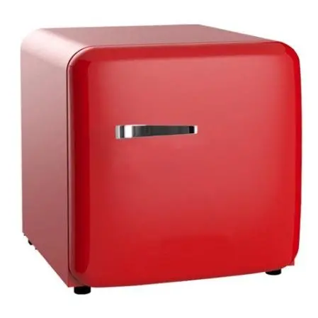 Snomaster 50L Retro-Style Red Beverage Cooler – Compact Outdoor Refrigeration 1